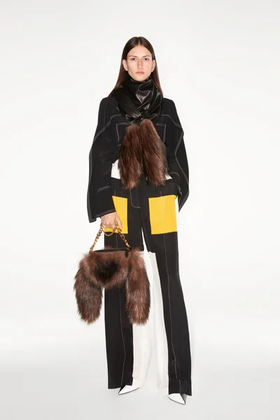 Look 3